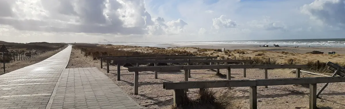 The dune cycleway at Kijkduin