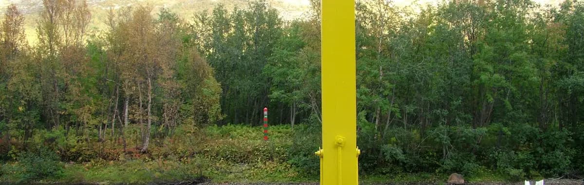 Norway–Russia border marker at Grense Jakobselv on the Barents Sea
